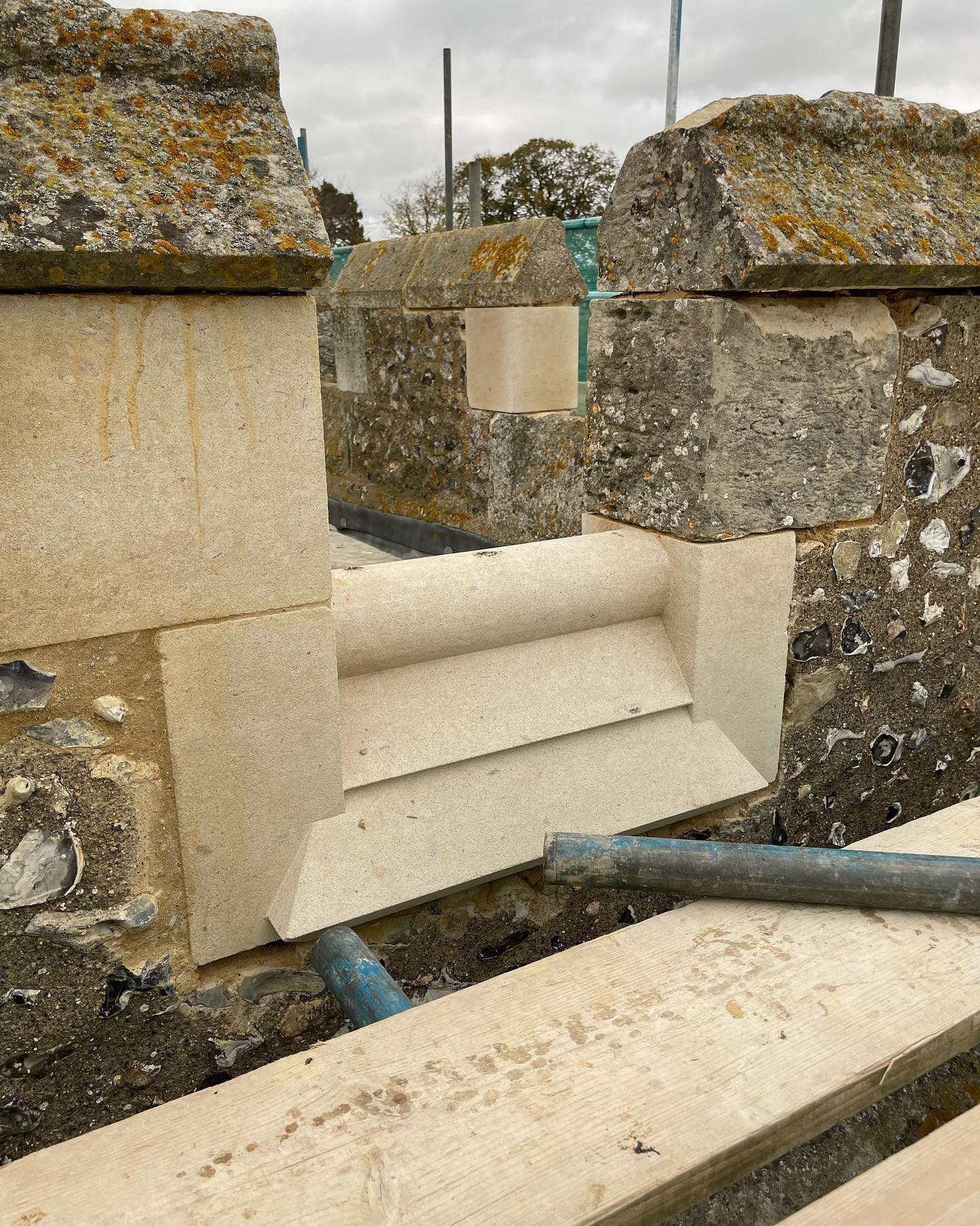 Mediaeval Deco at Kimpton church! @weldonstoneenterprisesltd