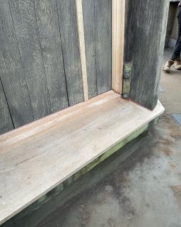 Lovely oak joinery repairs by @betweentimeltd